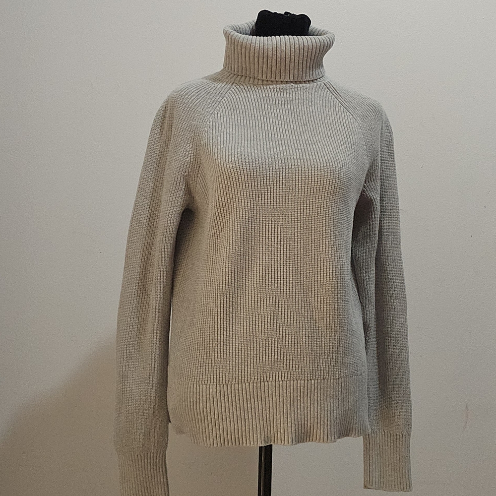 Lands' End Women's‎ Classic Gray Turtleneck Sweater